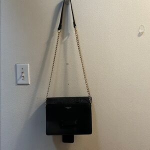 Camelia Roma black crossbody bag !!